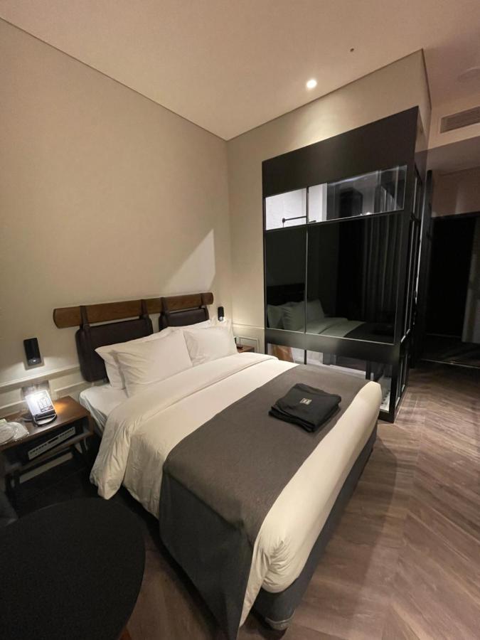 Junibino Hotel Hongdae Szöul Kültér fotó
