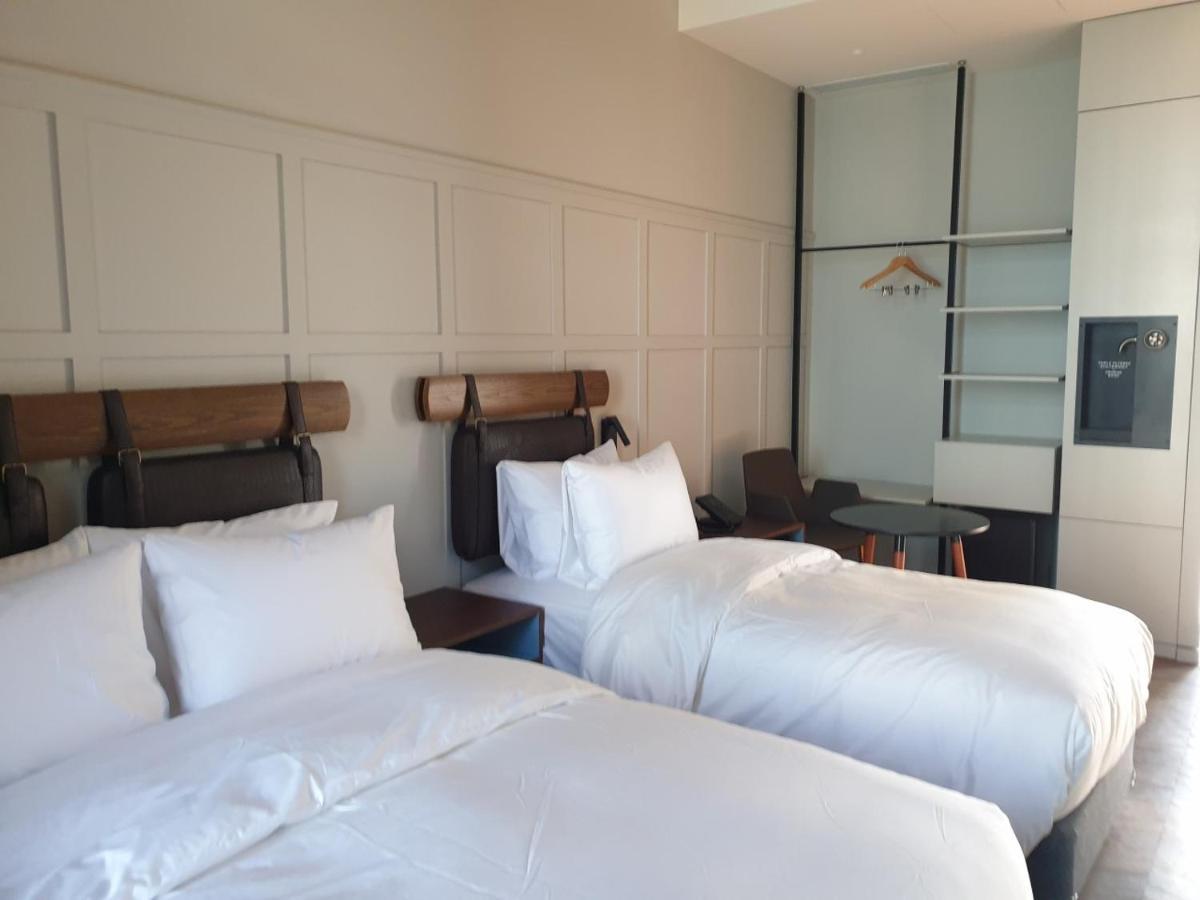 Junibino Hotel Hongdae Szöul Kültér fotó