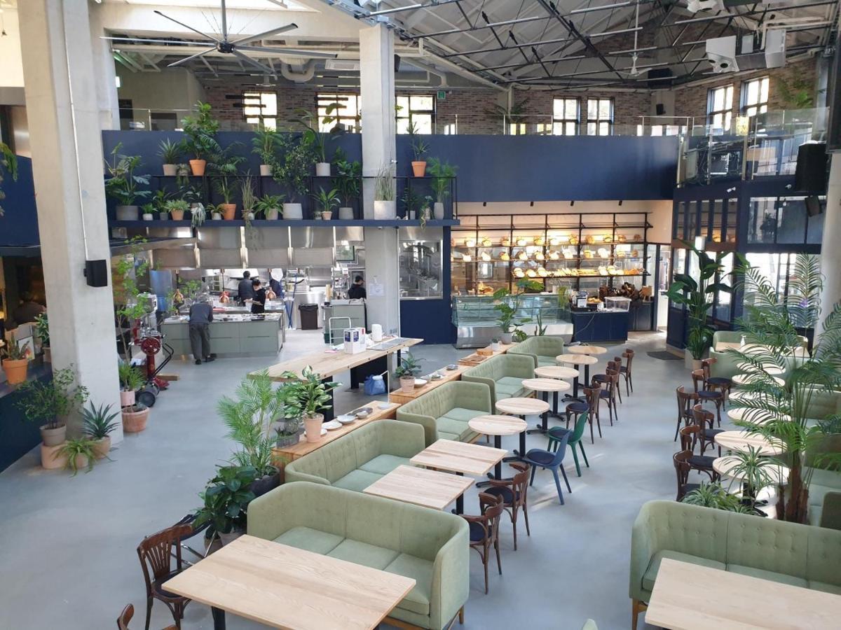 Junibino Hotel Hongdae Szöul Kültér fotó