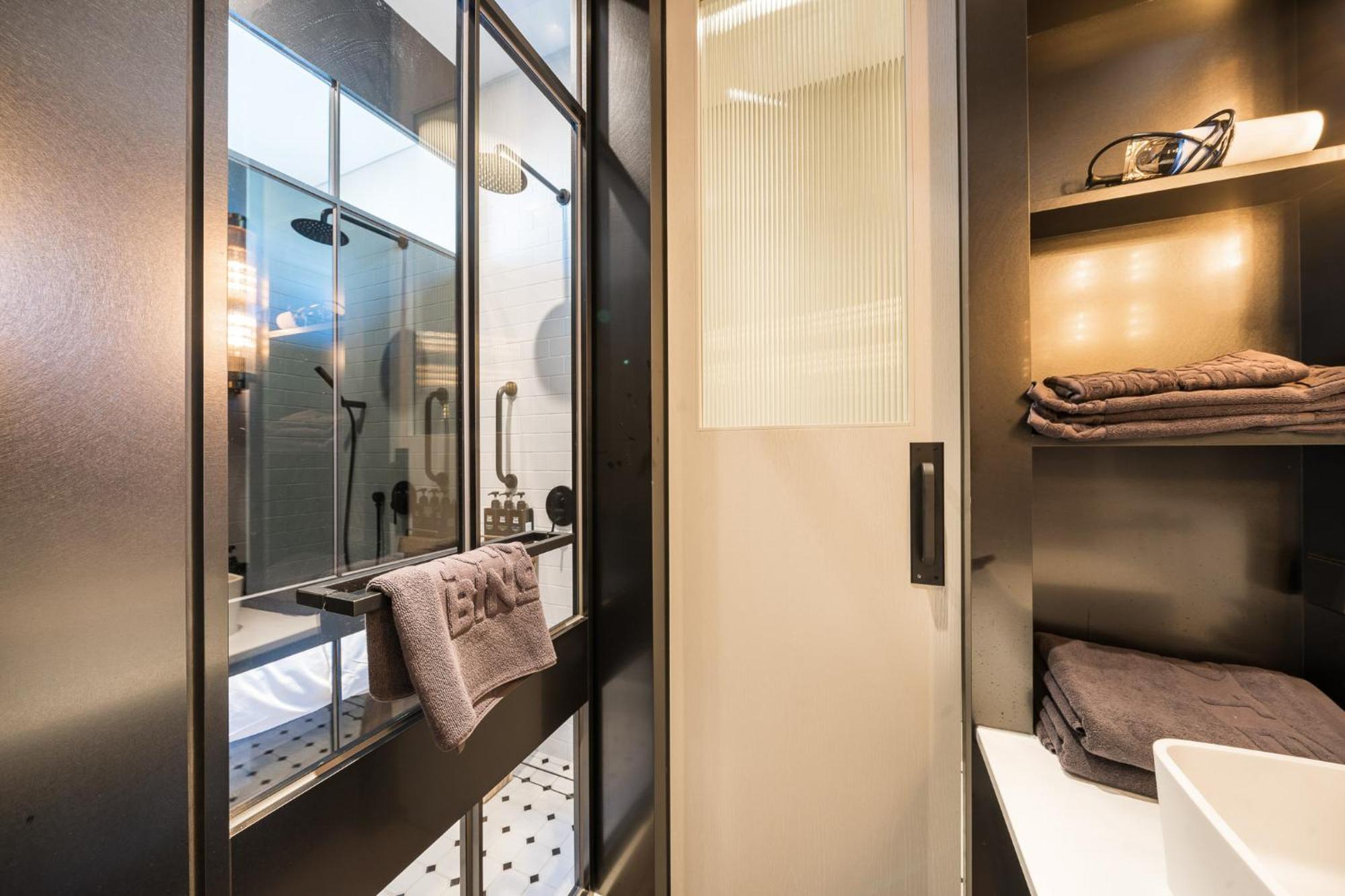 Junibino Hotel Hongdae Szöul Kültér fotó